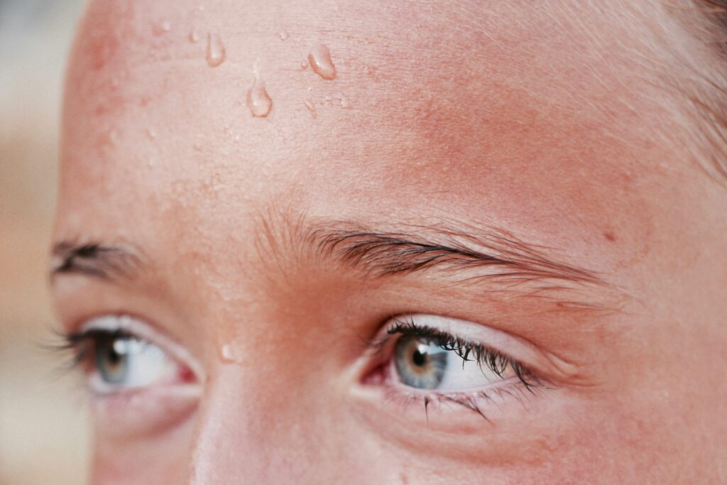 Heat Wave Survival Guide: Extreme Heat Warning Tips, Cooling Drinks, Heat Rash & Prickly Heat Remedies